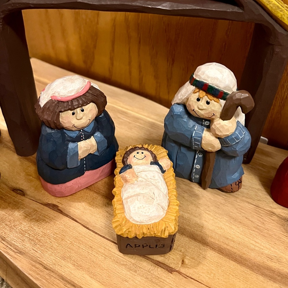 Nativity: 11-piece Eddie Walker Children’s Christmas Pageant